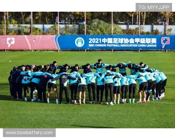 上海羽毛球队以94分稳居锦标赛积分榜首位展现强劲实力